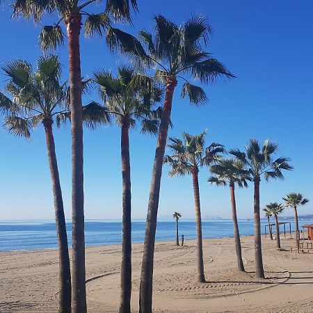 Free Parking, 40 Meters From The Beach, Wi-Fi, Ac Estepona Ngoại thất bức ảnh