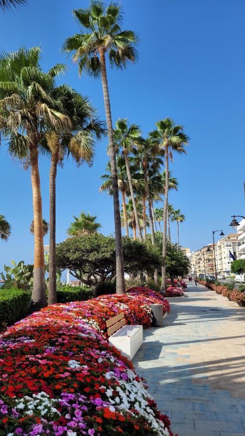 Free Parking, 40 Meters From The Beach, Wi-Fi, Ac Estepona Ngoại thất bức ảnh
