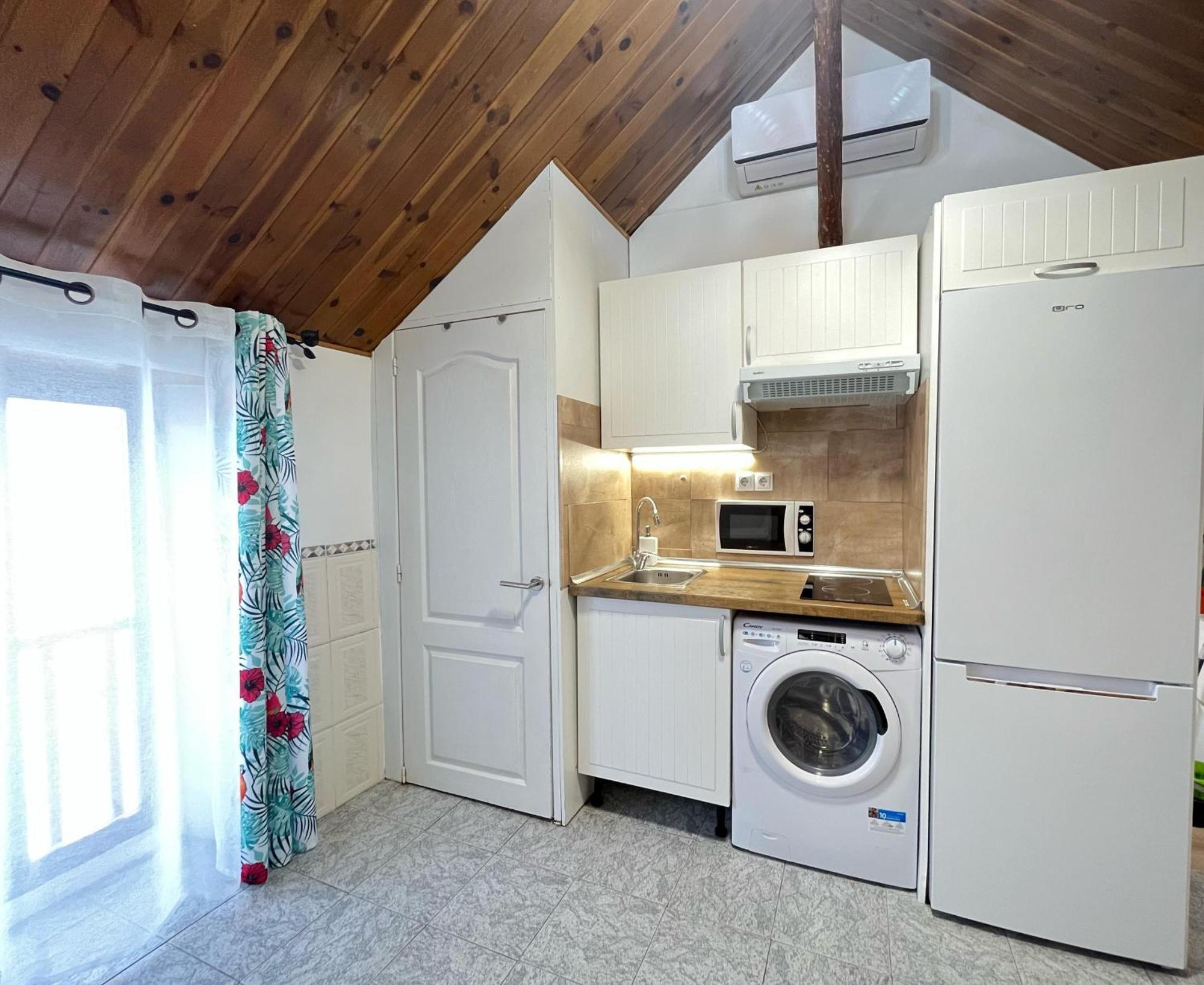 Free Parking, 40 Meters From The Beach, Wi-Fi, Ac Estepona Ngoại thất bức ảnh