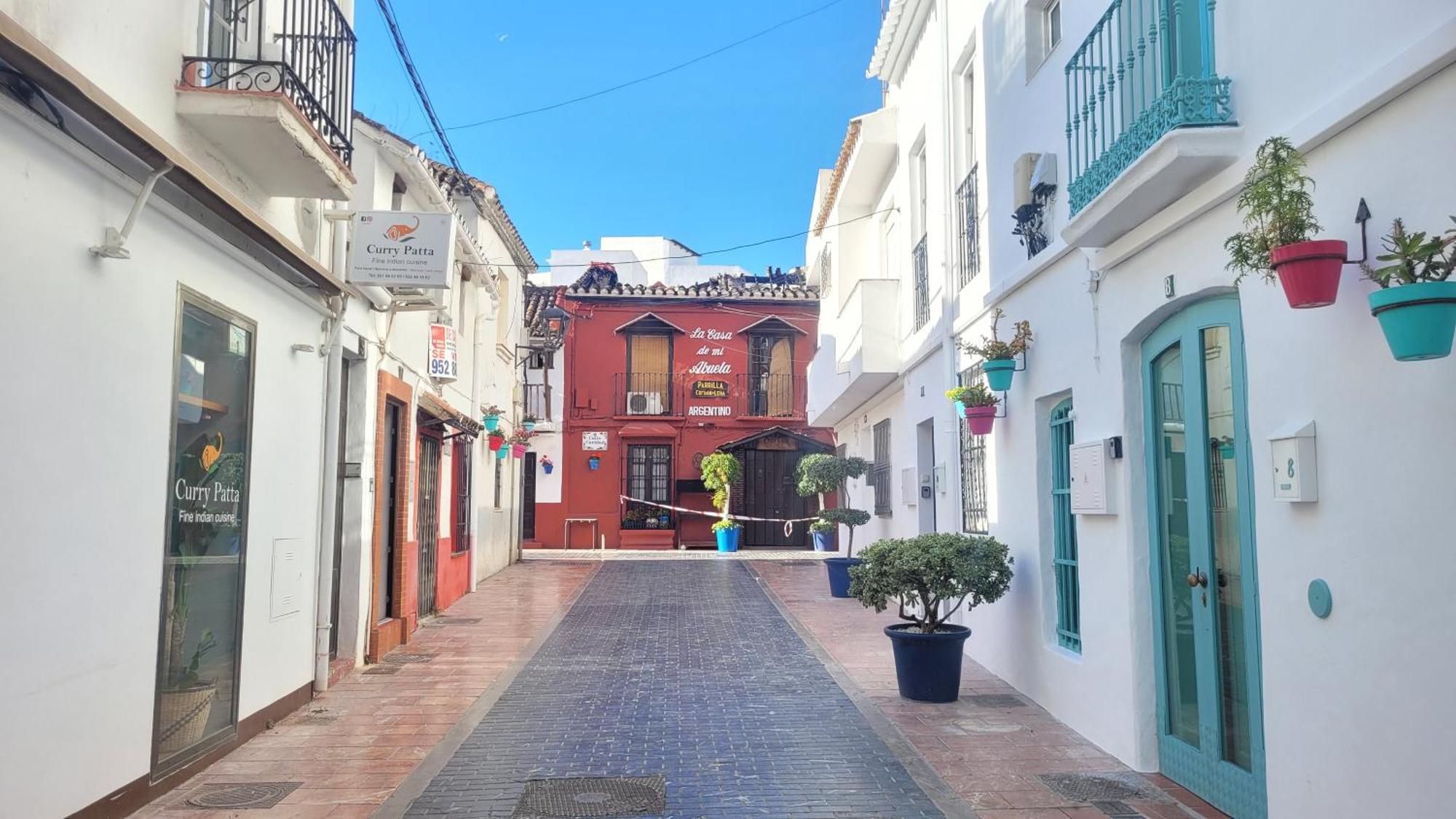 Free Parking, 40 Meters From The Beach, Wi-Fi, Ac Estepona Ngoại thất bức ảnh