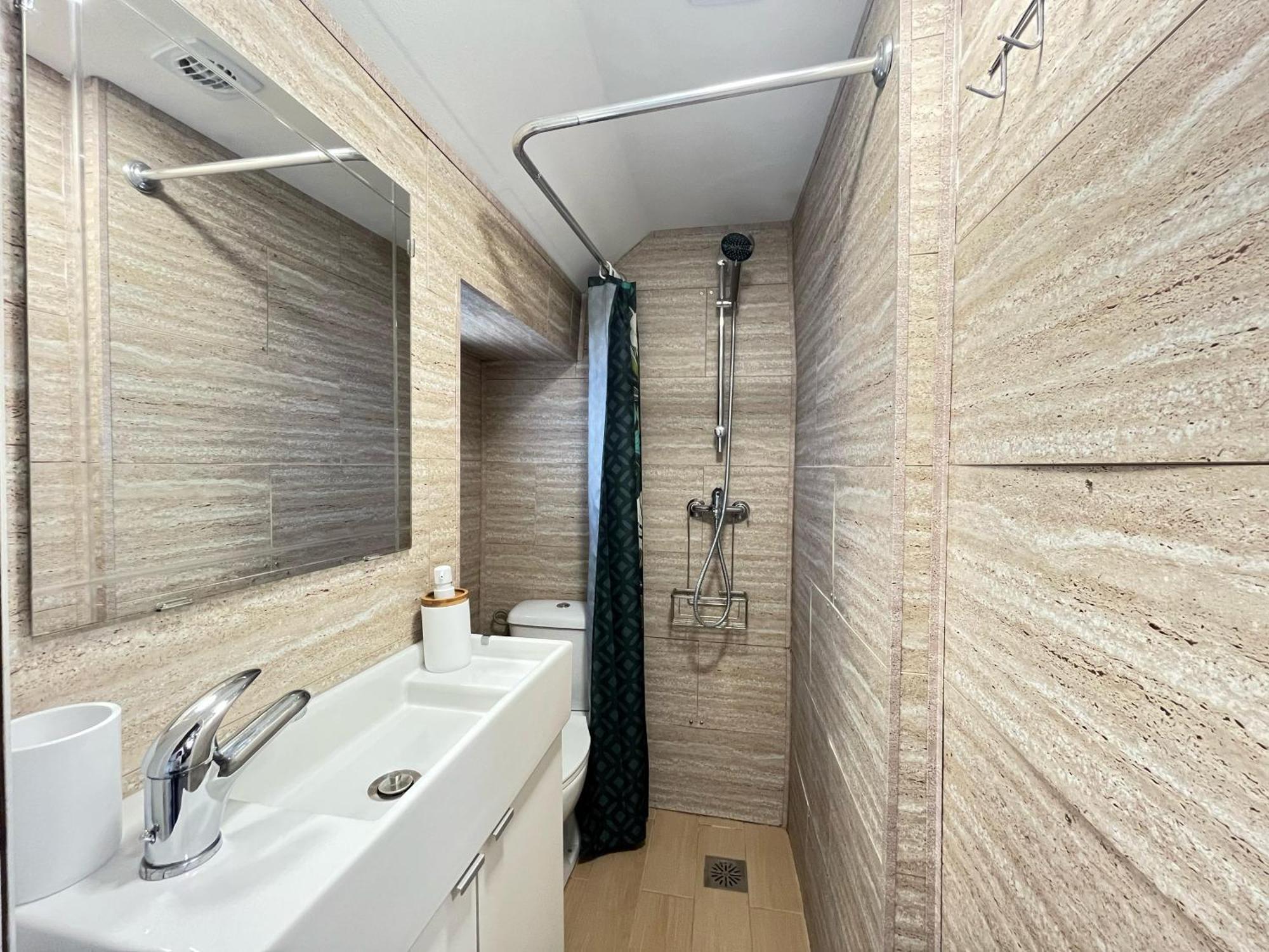 Free Parking, 40 Meters From The Beach, Wi-Fi, Ac Estepona Phòng bức ảnh